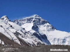 中国登顶珠峰的时间,中国最早在什么时候登上珠穆朗玛峰的？