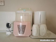 奶瓶可以当储奶瓶用吗,储奶瓶可以当奶瓶用吗，母乳能挤在储奶瓶冷藏吗