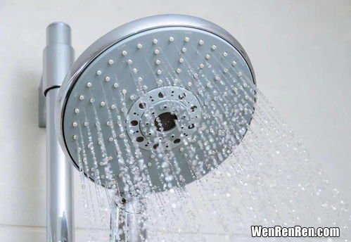 浴室喷头水小怎么办,淋浴头出水小怎么增压