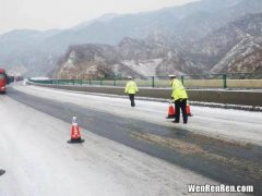 下雪了高速会封吗,春节哈同高速免费下雪还会封路吗
