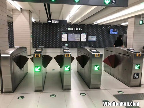 北京的地铁卡可以坐公交吗,北京公交卡可以坐地铁吗